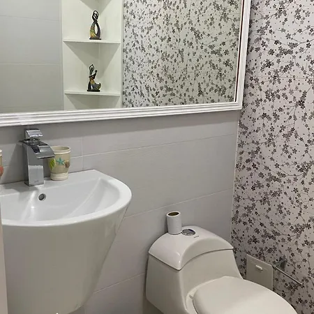 Con Excelente Vista Al Mar Apartamento *